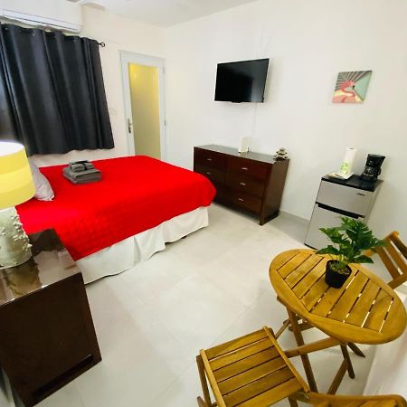 Sea Breezer Vacation Ocean Front En Condominio Playa Mar سان خوان المظهر الخارجي الصورة