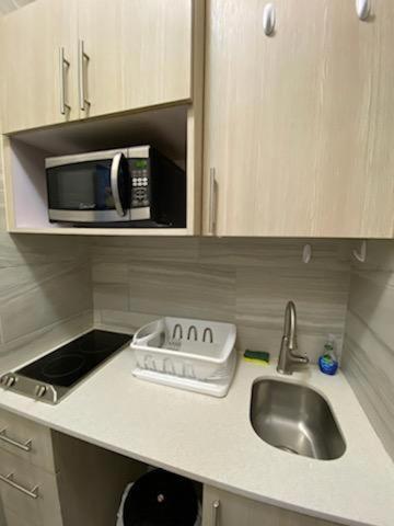 Sea Breezer Vacation Ocean Front En Condominio Playa Mar سان خوان المظهر الخارجي الصورة