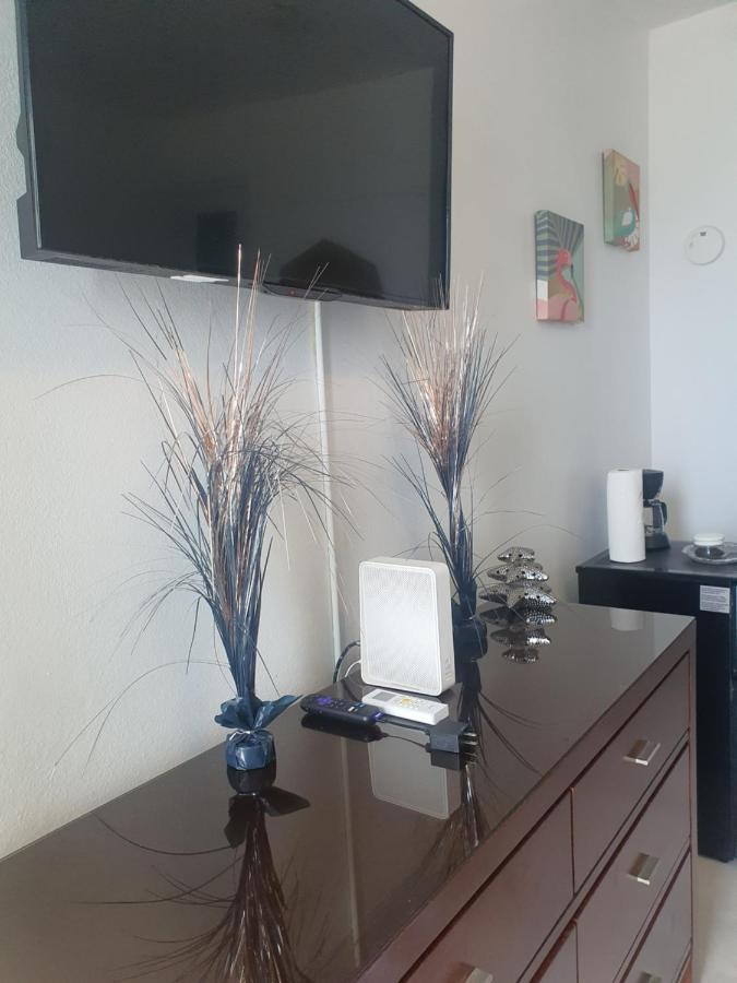 Sea Breezer Vacation Ocean Front En Condominio Playa Mar سان خوان المظهر الخارجي الصورة